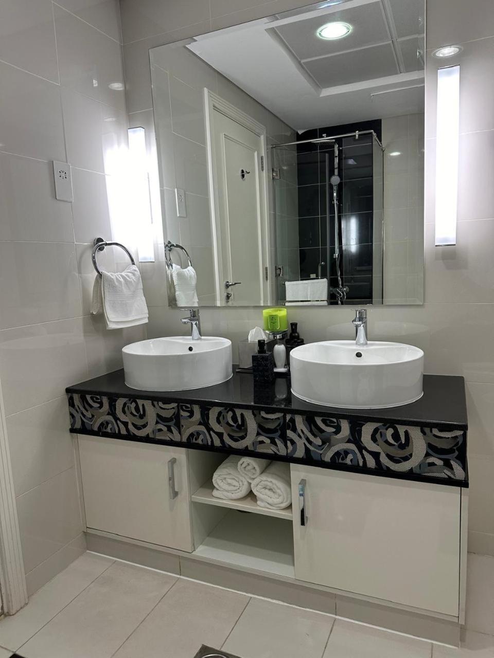 Appartement Luxury 1br With Burj Khalifa View In A 5 Star Facilities - 5 Min Walk To Mall